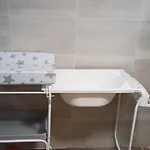 Le Suspendu Et Sa Cachee Nyaraló *
