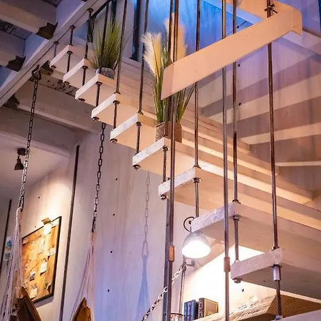 Le Suspendu, Jeux D'enigmes Et Cachee Semesterbostad Saint-Blimont